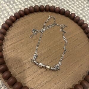 Paper clip chain bar necklace